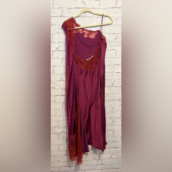 ZARA Limited Edition Contrasting Lace Dress – Size Medium - Picture 3 of 7